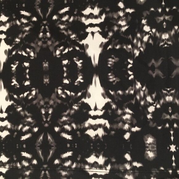 Fabletics Damask pattern Norwalk Active Tank xxs - Picture 5 of 5